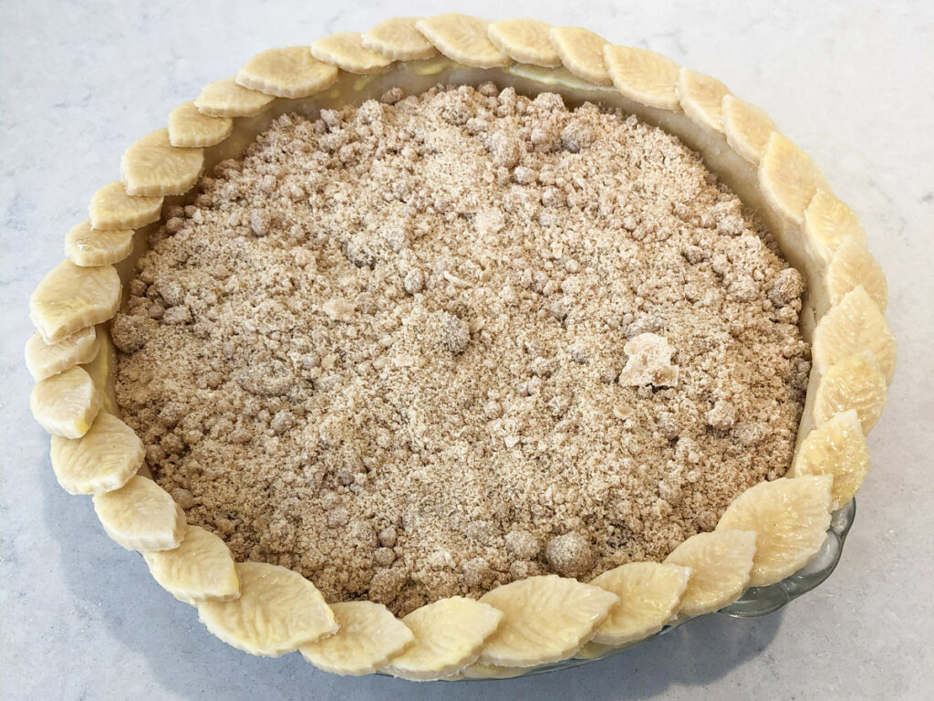 Cherry crumb pie before baking 